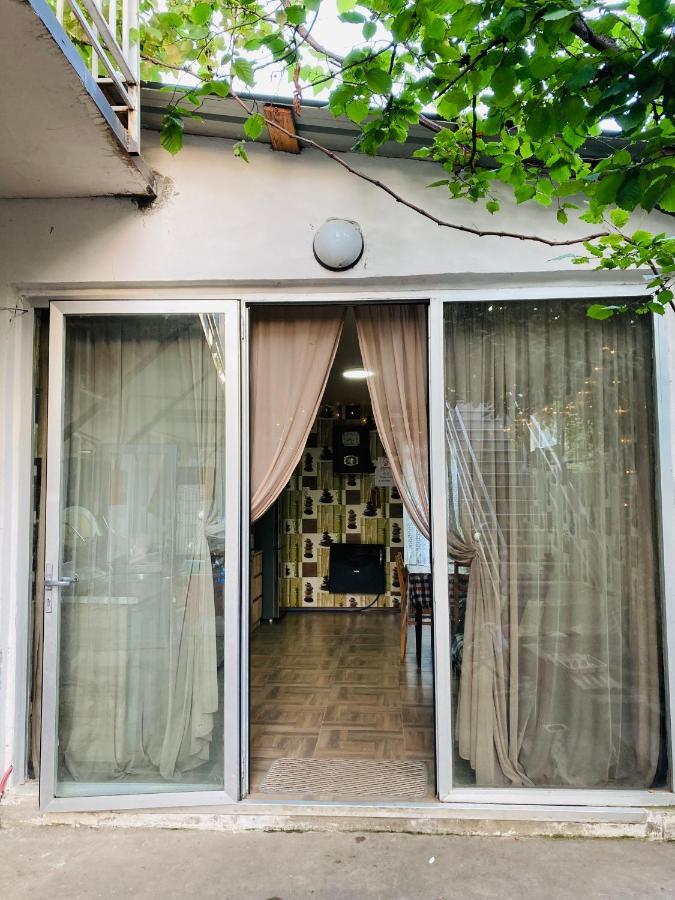 Guest House Barbi Batumi Ngoại thất bức ảnh