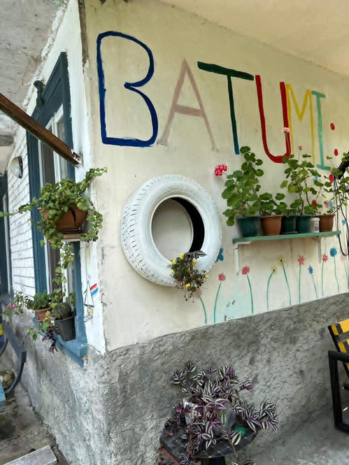 Guest House Barbi Batumi Ngoại thất bức ảnh