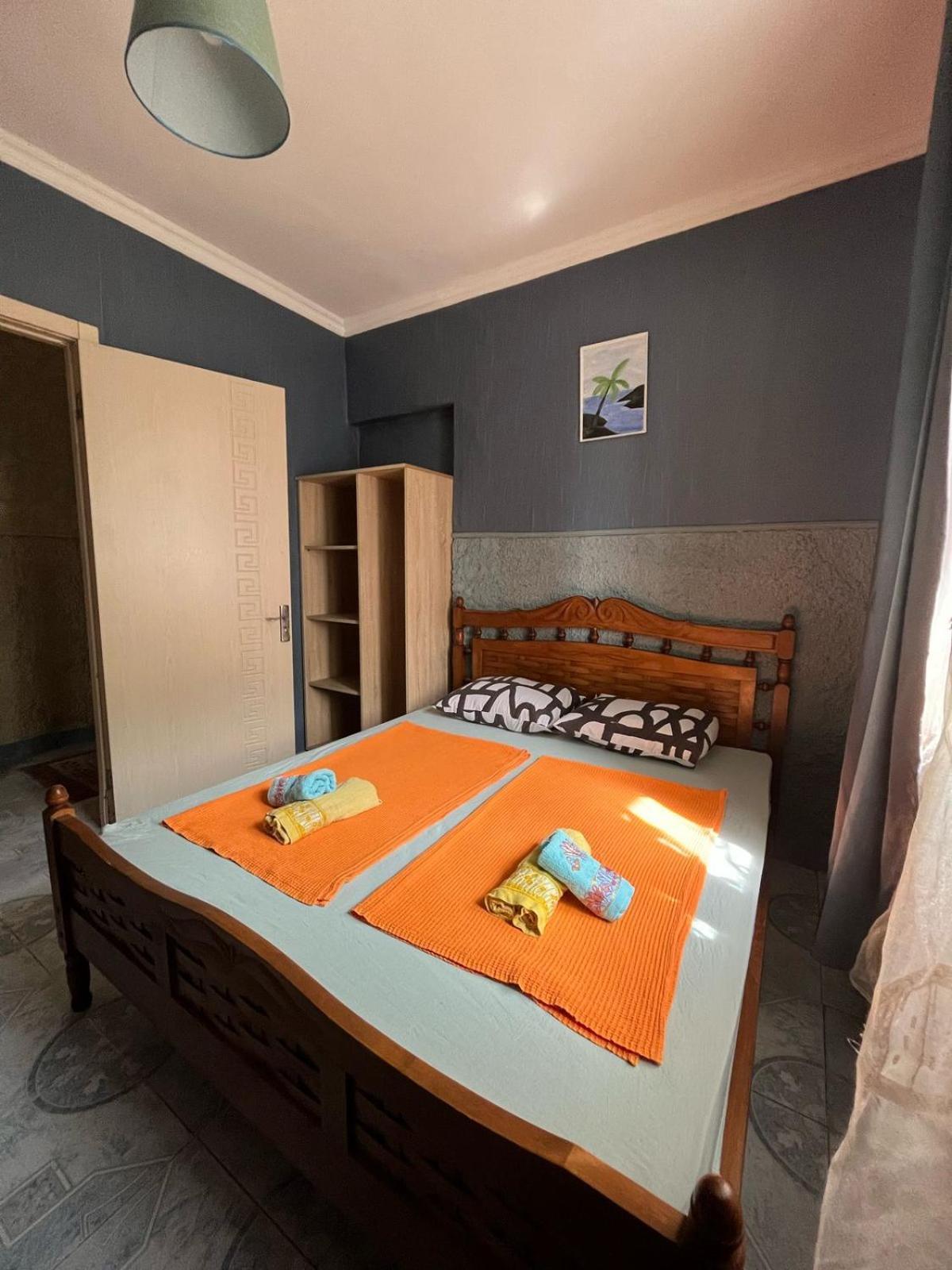 Guest House Barbi Batumi Ngoại thất bức ảnh
