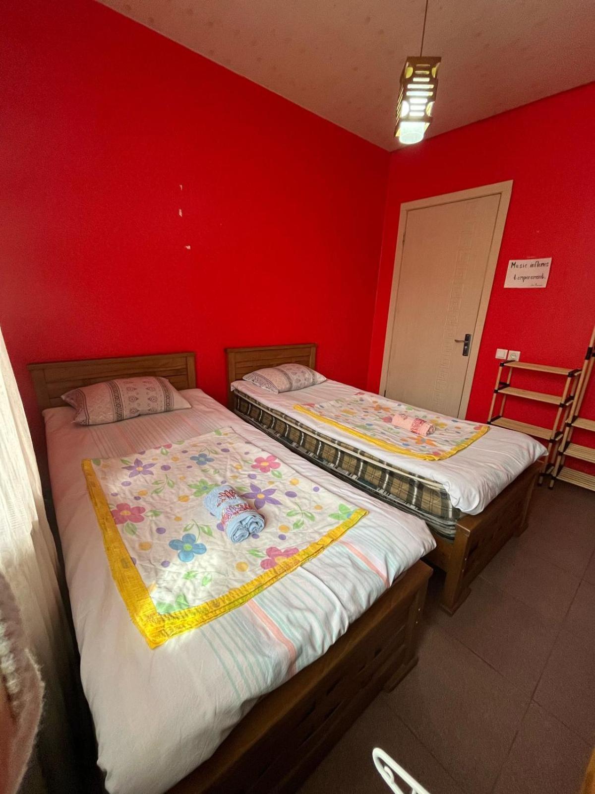 Guest House Barbi Batumi Ngoại thất bức ảnh
